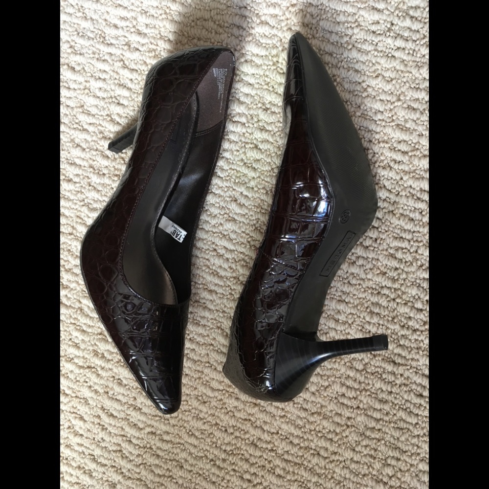 Brown faux crocodile heels